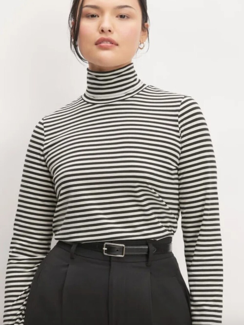 Everlane Black & White Striped Organic Cotton Turtleneck Tee - Size - Medium